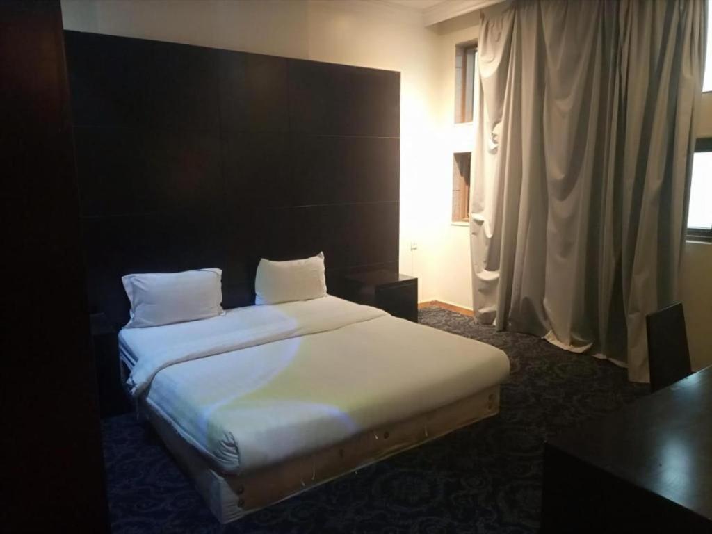 Almakan Suites 111 Riyadh Luaran gambar